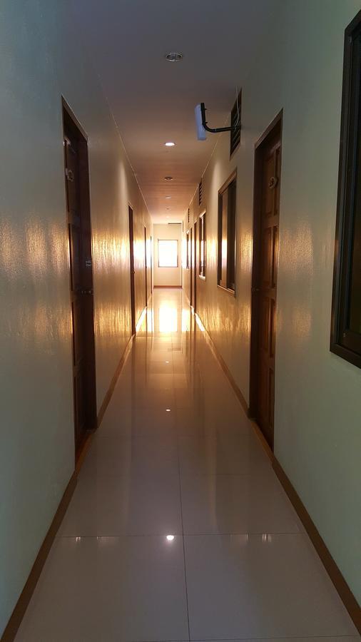 Khaolak Grand City Као Лак Стая снимка